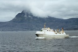 Die Europastrae verlsst das Land
