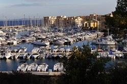 Blick auf Bormes-les-Mimosas Blick auf Bormes-les-Mimosas