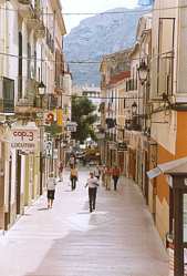 Denia - Gasse mit Montgo Denia - Gassen