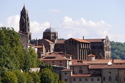 Le Puy, Felsenkirche, Madonna und Dom