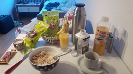 Am Frhstckstisch